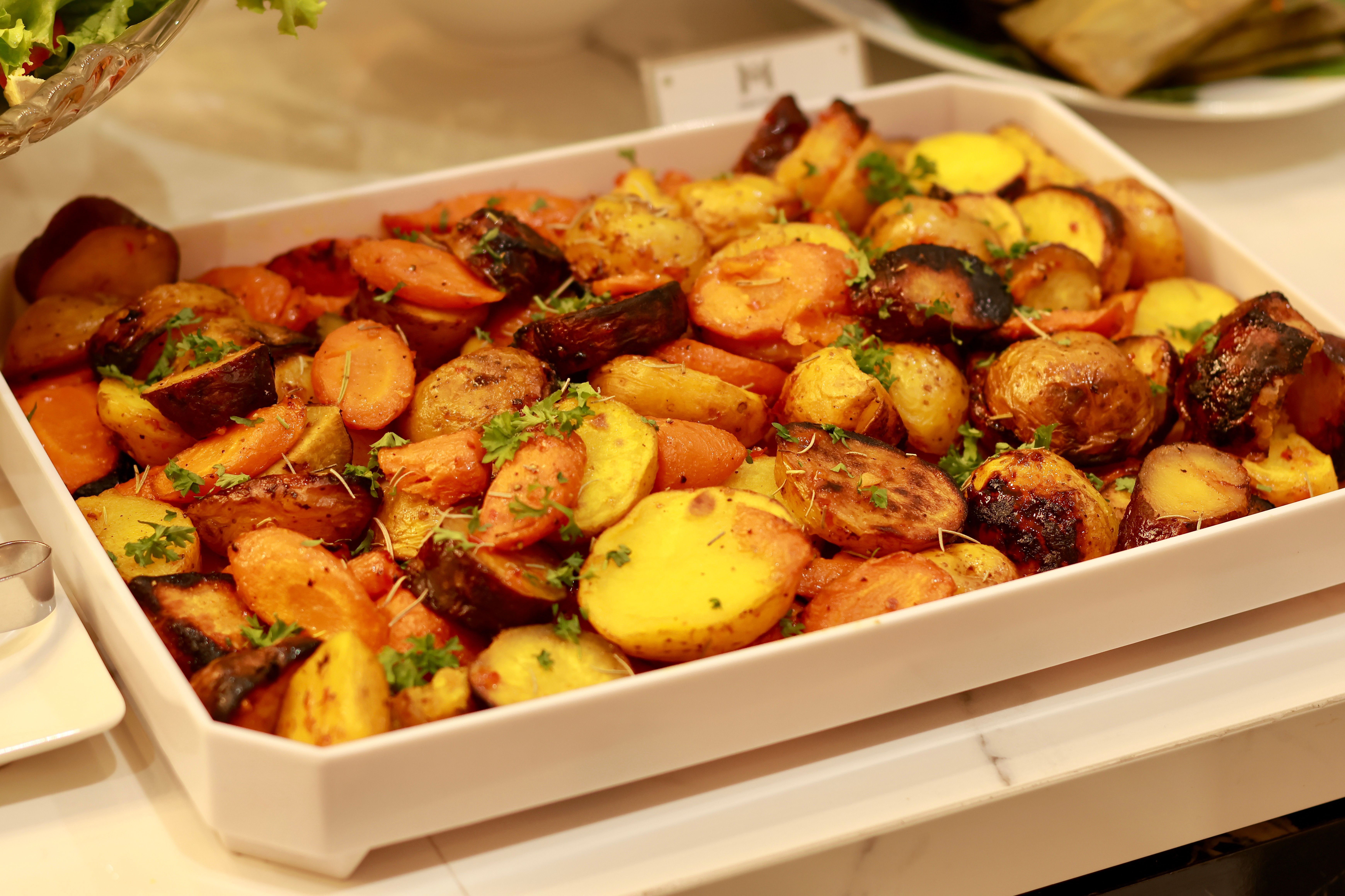 Merluzzo mediterraneo al limone con patate al forno