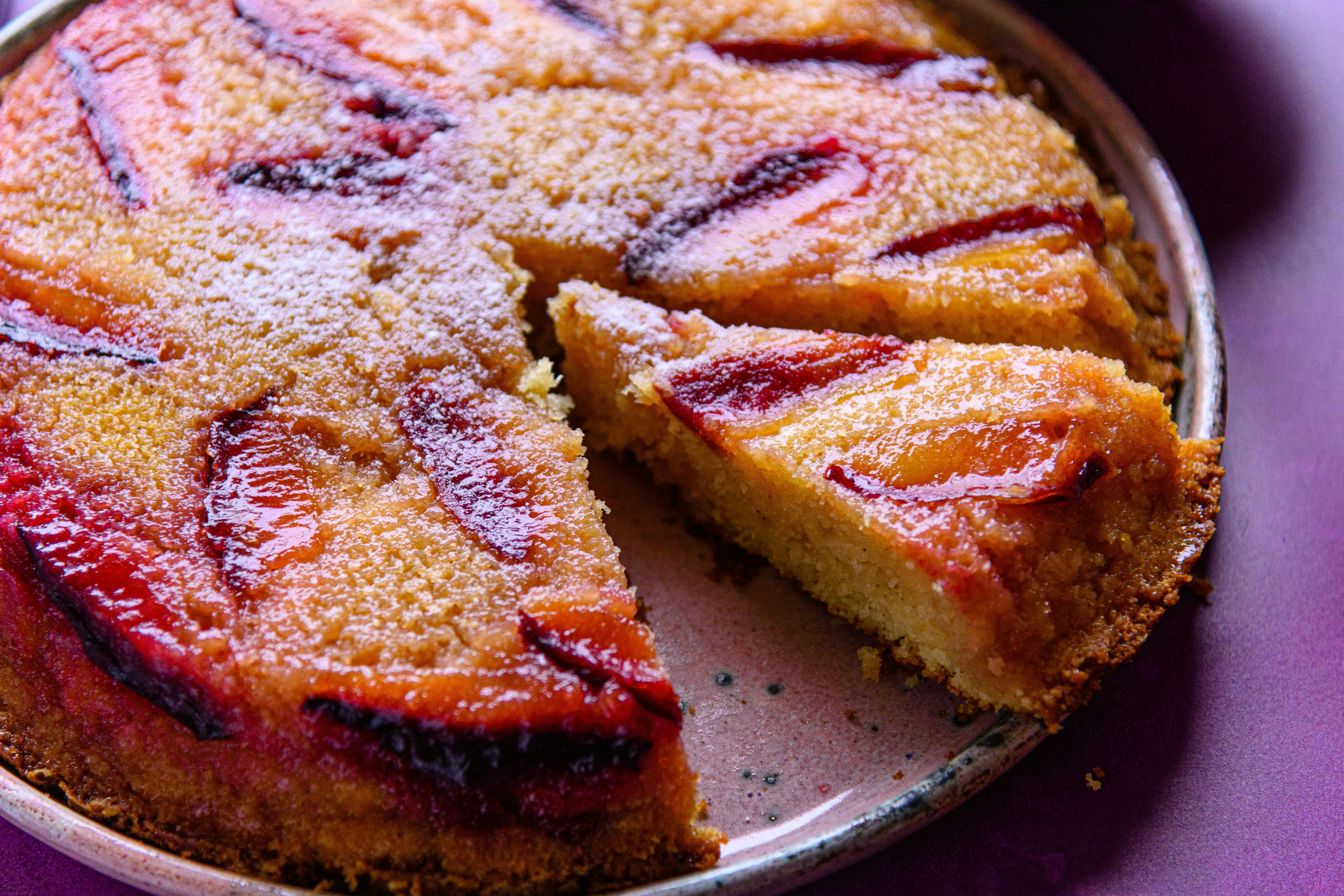 Französischer Pfirsich-Mandel-Joghurtkuchen