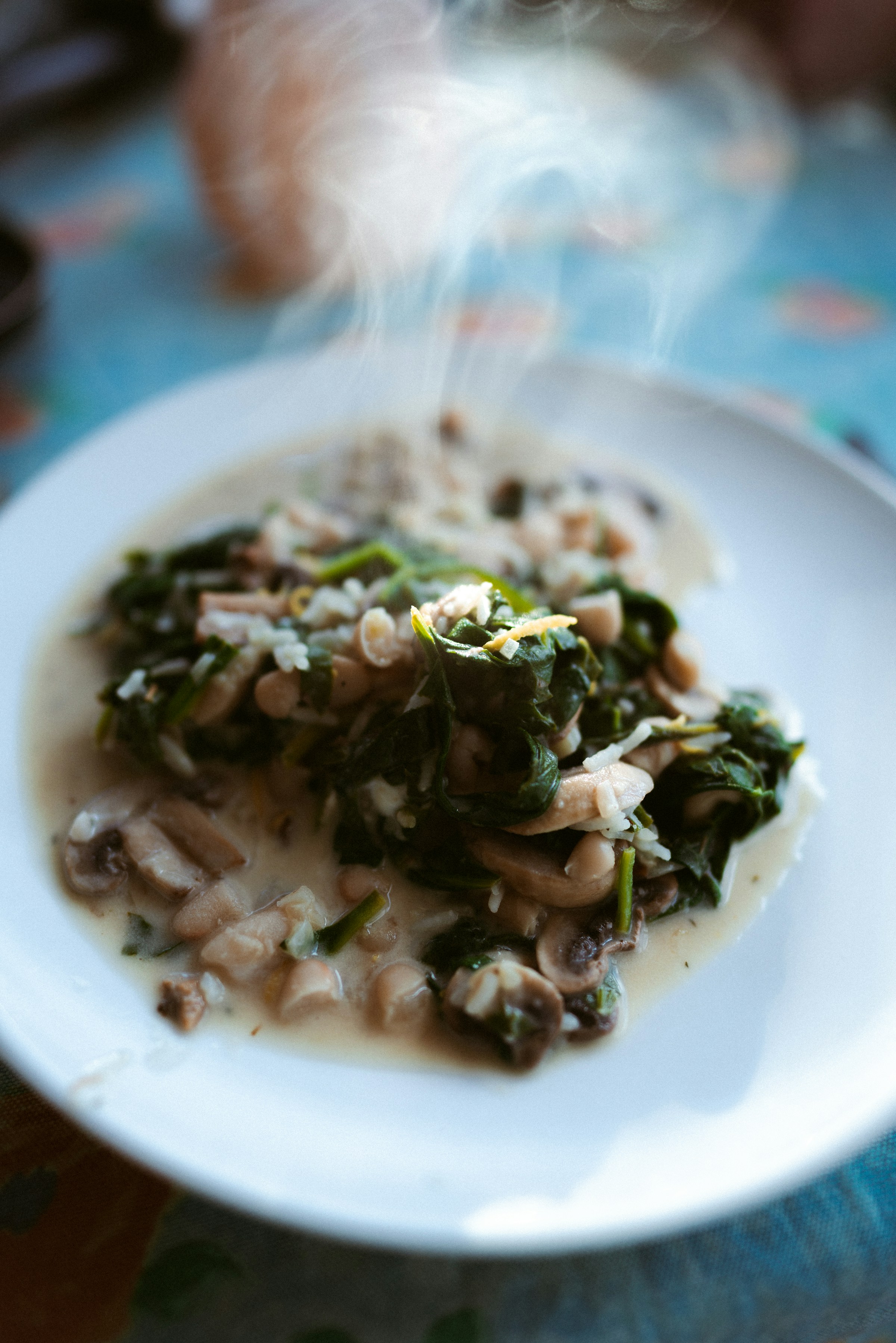 Italienischer Pilz-Weißbohnen-Spinat-Eintopf